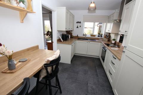 undefined, Grasmere Close, Penistone, Sheffield, S36 8HP