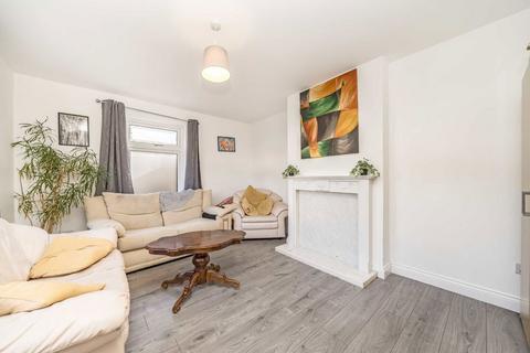 undefined, Rushden Gardens, London NW7
