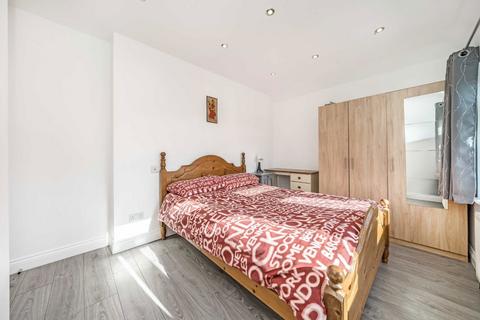 undefined, Rushden Gardens, London NW7