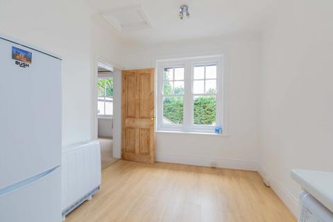 undefined, Ray Park Avenue, Maidenhead SL6