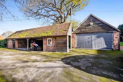 undefined, WALTHAM CHASE
