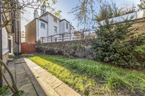 undefined, St. Johns Road, Richmond TW9