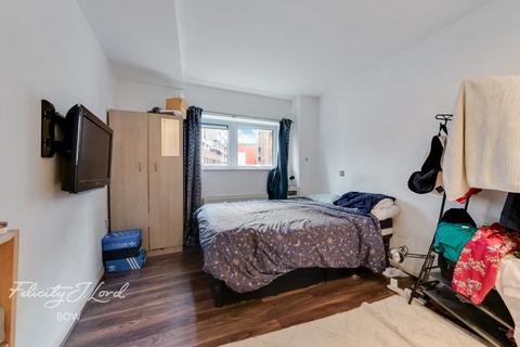 1 bedroom apartment for sale, Violet Road, London, E3