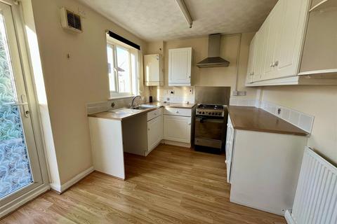 2 bedroom terraced house for sale, Grange Road, Hull