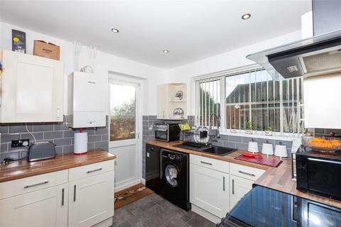 2 bedroom detached bungalow for sale, Cleveland Road, Worthing