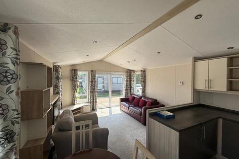 2 bedroom holiday lodge for sale, Church Laneham DN22