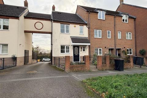 undefined, Spruce Road, Middlemarch Rise
