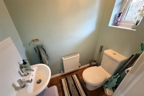 undefined, Spruce Road, Middlemarch Rise