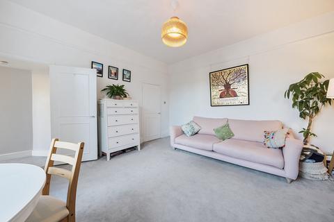 1 bedroom apartment for sale, Merton Road, London, SW19 1EE