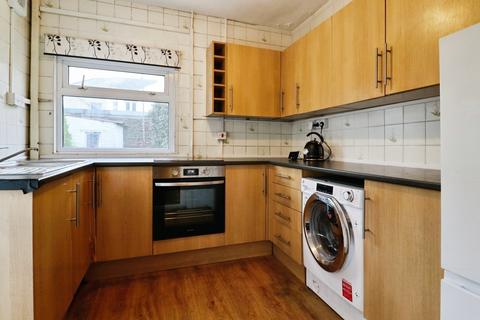2 bedroom terraced house to rent, Robert Street, Cathays, Cardiff, CF24