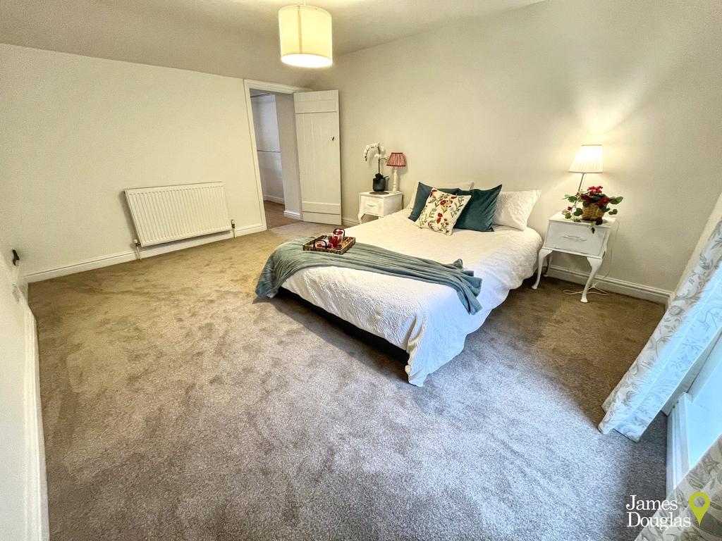 Bed13