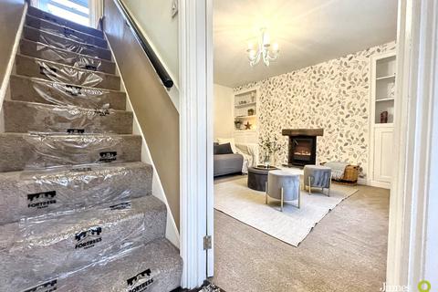 2 bedroom cottage for sale, Hopkinstown Road, Pontypridd CF37