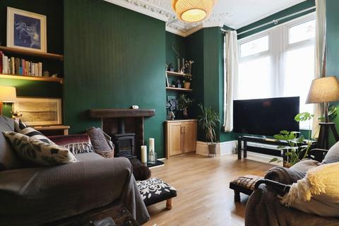 3 bedroom terraced house to rent, Alfred Street, Cardiff, CF24