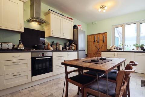 3 bedroom terraced house to rent, Alfred Street, Cardiff, CF24