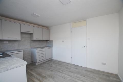 undefined, Austen Crescent, Swindon SN3