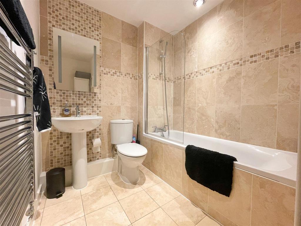Family bathroom