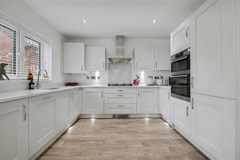 5 bedroom detached house for sale, Carroll Street, Market Harborough LE16