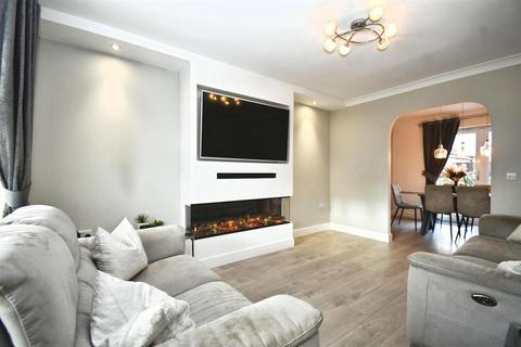 3 bedroom detached house for sale, Spicers Road, Hedon HU12