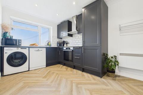 1 bedroom apartment for sale, 443 Brighton Road, Lancing, BN15 8LB