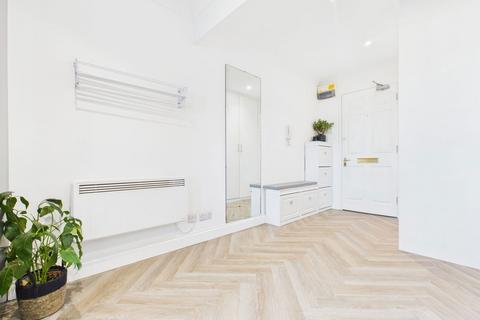 1 bedroom apartment for sale, 443 Brighton Road, Lancing, BN15 8LB