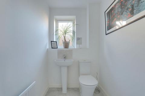 undefined, Rose Way, Nottingham NG12