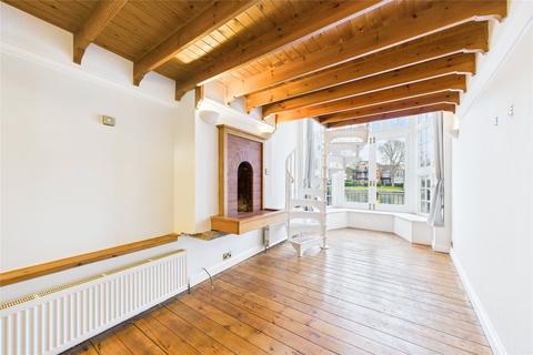1 bedroom detached house to rent, Guards Club Road, Maidenhead, Berkshire, SL6