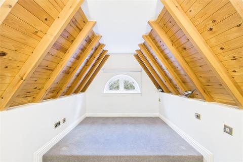 1 bedroom detached house to rent, Guards Club Road, Maidenhead, Berkshire, SL6