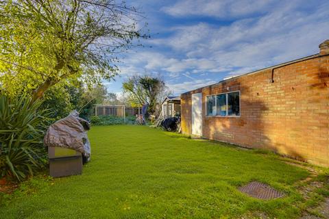 3 bedroom semi-detached house for sale, Whitegates, Newmarket CB8