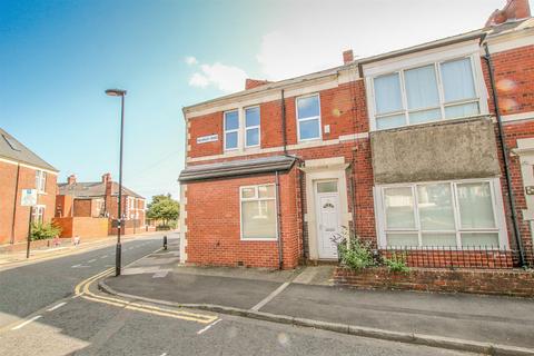 3 bedroom flat to rent, £105pppw - Helmsley Road, Sandyford