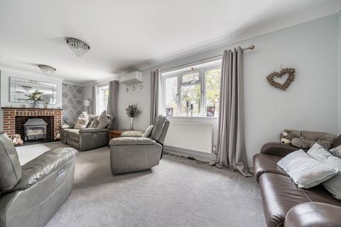 undefined, Church Road, Horley RH6