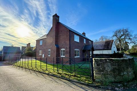 4 bedroom detached house for sale, Kynnersley, Telford Shropshire TF6 6DX