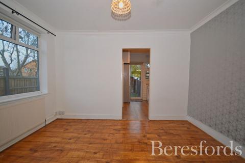 2 bedroom apartment for sale, Upper Brentwood Road, Gidea Park, RM2