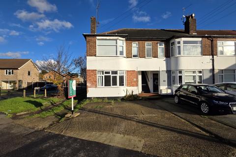 2 bedroom apartment for sale, Upper Brentwood Road, Gidea Park, RM2