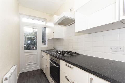undefined, Gassiot Road, Tooting SW17