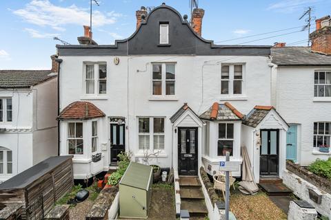 Addison Road, Guildford, GU1
