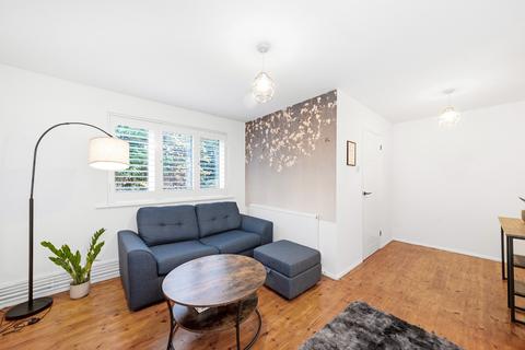 1 bedroom apartment for sale, Samuel Close, London, SE14