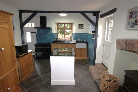 undefined, Barnstaple EX32