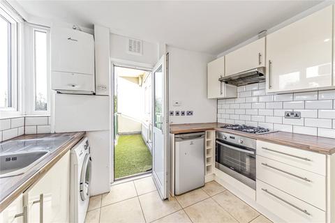 2 bedroom flat for sale, Upper Tooting Park, London, SW17