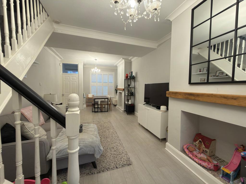 Rosebery Street 13 - 1.jpg