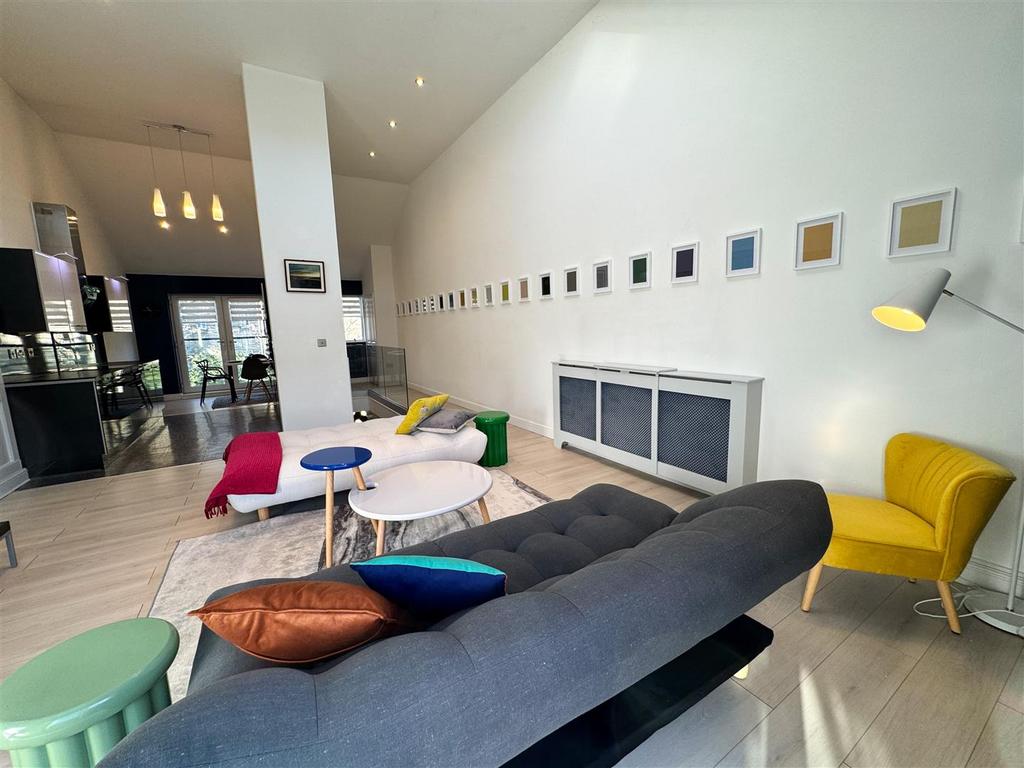 Lounge area