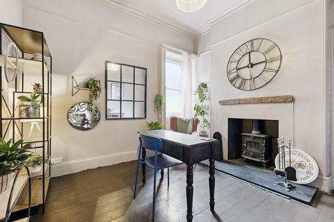 3 bedroom end of terrace house for sale, Victoria Street, Perth, PH2