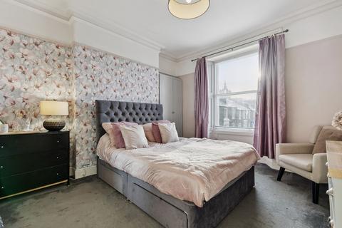 3 bedroom end of terrace house for sale, Victoria Street, Perth, PH2