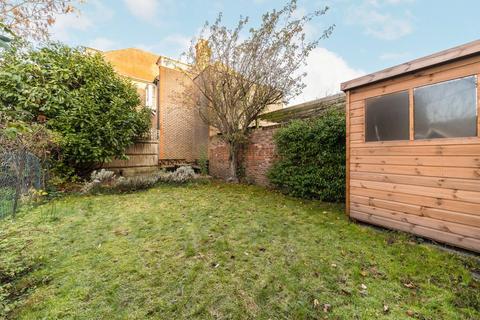 2 bedroom flat for sale, Belvedere Grove, London SW19