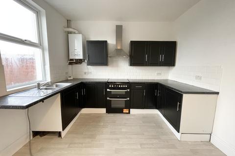 2 bedroom terraced house for sale, Butts Road, Thornton FY5