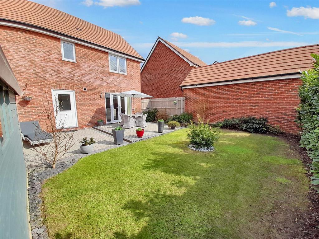 Rear garden 1 new.jpg