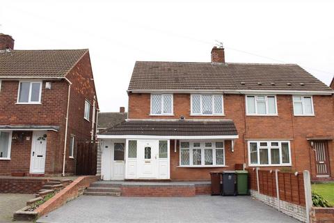3 bedroom semi-detached house to rent, Norbury Crescent,,Wolverhampton