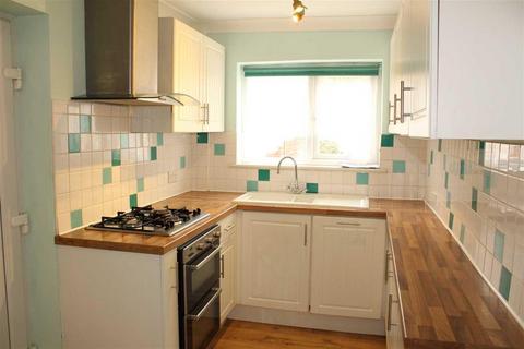 3 bedroom semi-detached house to rent, Norbury Crescent,,Wolverhampton