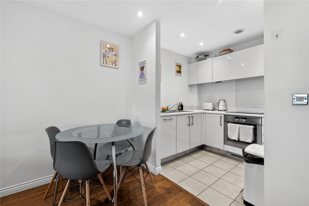 Kitchen/Reception