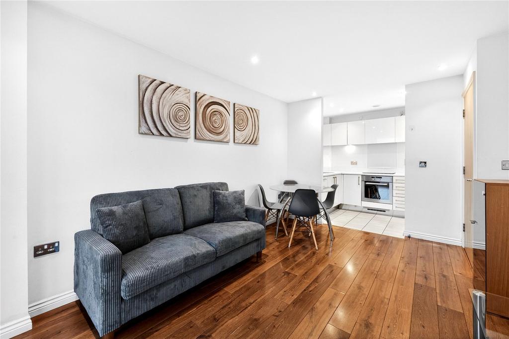 Kitchen/Reception