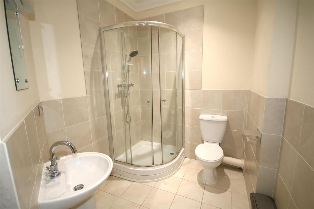 Shower Room.JPG